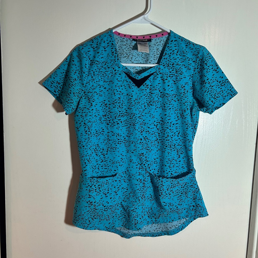 Heartsoul Scrubs Top XS Teal Blue Black Print‎ Medical Nurse Healthcare